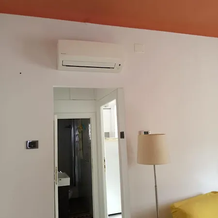 Apartamento Charming 2-bedroom In The Heart Of Génova