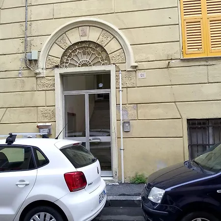 Charming 2-bedroom In The Heart Of Apartamento Génova
